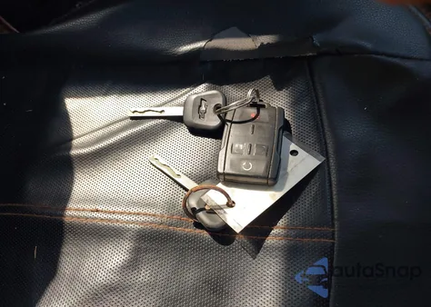 2016 Chevrolet Silverado 1500 2Lt z USA, uszkodzony, nr VIN 1GCNKREC0GZ107059